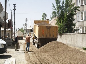 Güngör Mahallesinde hummalı çalışma