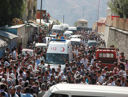 Hakkari'de cenaze töreninde olaylar çıktı.