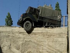 jemmer askeri araç kaza yaptı