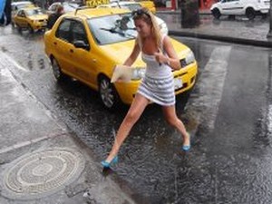 Türkiye'de 6 il için yağış uyarısı verilydi