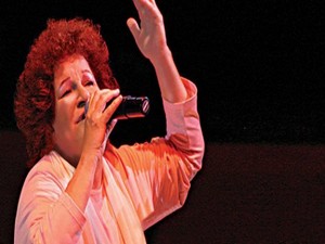 HDP'yi takdir eden 'şerefsiz'lerdenim; viski içmem, rakı severim