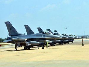 ABD jetleri İncirlik'te hazır kıta