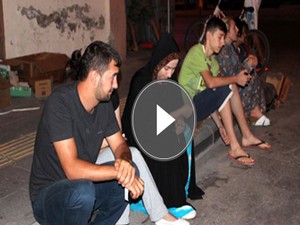 Deprem sokağa döktü