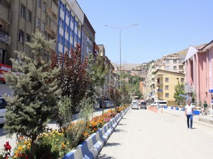 4 saat kapanan kepenkler yeniden açıldı