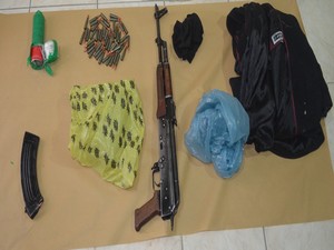 Hakkari’de silah ve mühimmat ele geçirildi