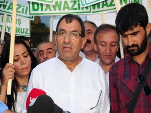 Van'daki 165 STK barış için yürüdü"!