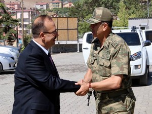 Kara Kuvvetleri Komutanı Çolak Hakkari'de