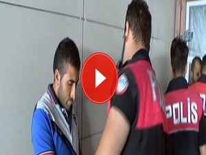 Sahte polis kimliği taşırken yakalandı!