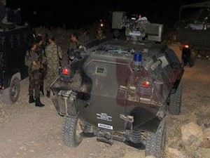 Hakkari'de çatışma çıktı devam ediyor