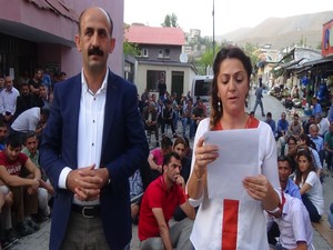 Hakkari’de Cizre protestosu