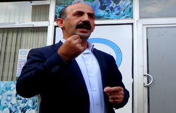 Hakkari’de Cizre olayları alkışlarla protesto edildi