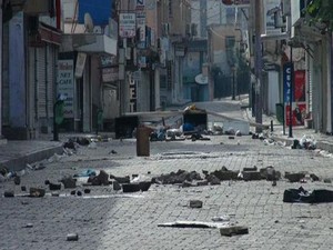 Cizre’de 19.00’dan itibaren yeniden sokağa çıkma yasağı