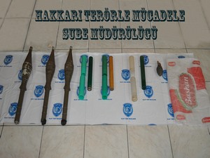 Hakkari merkezde mühimmat ele geçirildi
