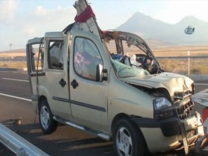 Niğde'de katliam gibi kaza: 13 ölü, 1 yaralı