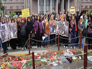 Kadınlar: Barışı getirmek boynumuzun borcudur