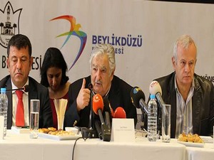 Mujica: Büyük bir evde yaşamak özgürlük değil