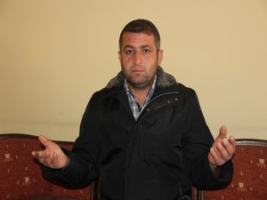 Hakkarili inşaat işçisi kaybettiği parasını arıyor