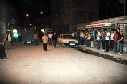 ŞÜPHELİ PAKET FÜNYE İLE PATLATILDI