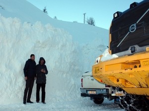 Çığ inen yollarda karla mücadele çalışması