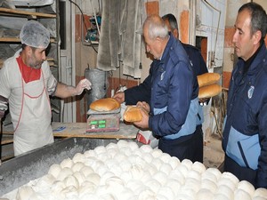 Yüksekova'da fırınlar denetlendi