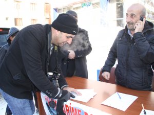 Hakkari'de imza kampanyası başlatıldı