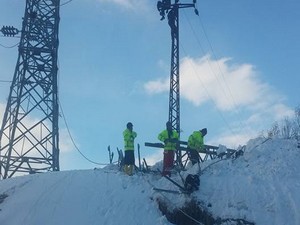 Hakkari 4 saat elektriksiz kaldı