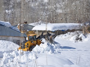 Hakkari'de yüzlerce köy ulaşıma açıldı