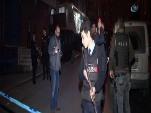 Dernek binasına saldırı 1 ölü 3 yaralı
