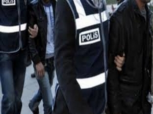 Van'da ev baskınları:10 gözaltı