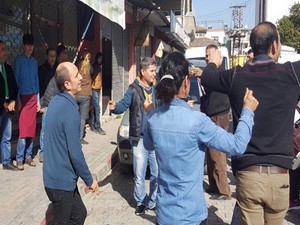 Osmaniye'de zamlı asgari ücrete kutlaması