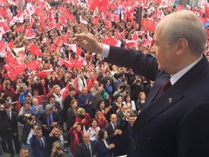 MHP 8 il başkanlığını kapattı