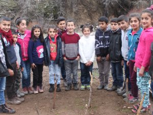 Beytüşşebap'taki çocuklardan Acun Ilıcalı'ya teşekkür