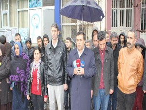 Hakkari'de Halepçe katliamı protesto edildi