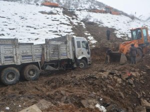 Suvari Kurtra geçidi geçit vermiyor