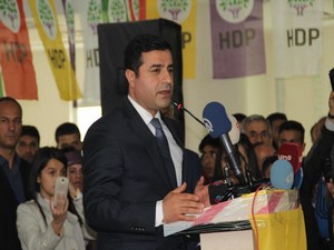Demirtaş: Hakkari'de hükümete yüklendi