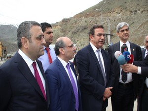 CHP heyeti Yüksekova'ya alınmadı