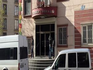 DBP'li yöneticilerin evlerinde arama!