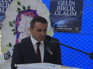 Hakkari'de Peygamber sevgisi halı sahaya sığmadı