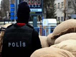 Van'da Silahlı çatışma 2 yaralı