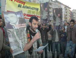 Öğrenci inisiyatifi yürüyüş düzenledi