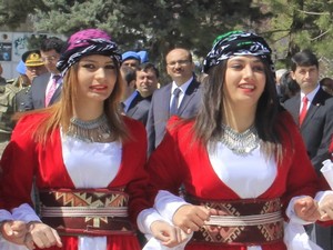 Hakkari'nin 98. kurtuluş yıldönümü kutlandı