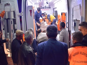 Hakkari-Van yolunda Trafik Kazası!