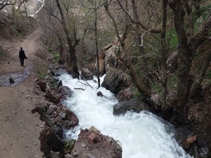 Eriyen kar suları içme suyu şebekesine zarar veriyor