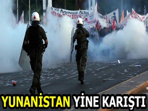 Yunanistan'da polis ve göstericiler çatıştı