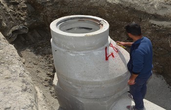 Hakkari Belediyesi dört koldan çalışıyor