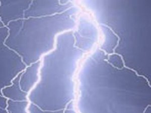 Yıldırım çarpması: 1 ölü