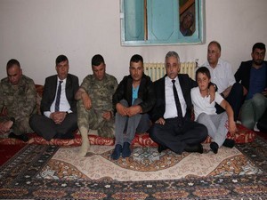 Vali Toprak Er ailesine taziye ziyaretinde bulundu