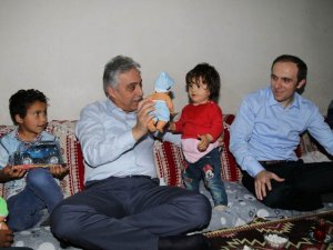 Vali Toprak Demiryent ailesine konuk oldu