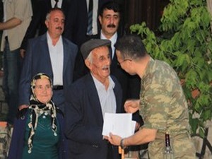 Hakkari Tugayın'dan şehit ailelerine iftar yemeği
