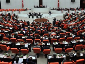 Meclis'te 'alçak' tartışması